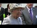 The Queen&#039;s Opinion of Tinder